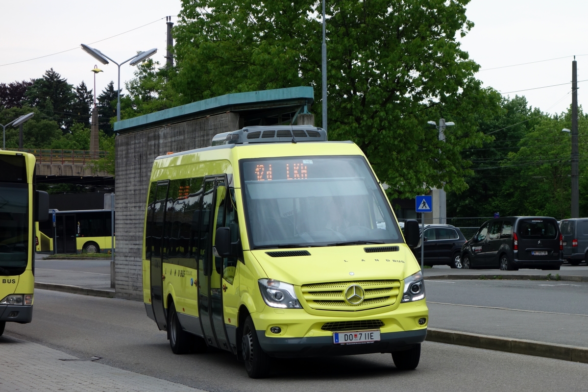 Mercedes benz sprinter city 65 #6