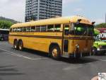 1969er Crown School Bus.