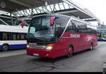 Reisebus von Francony - Roter Setra S 415 HD  BF-731-FO bei der zufahrt zu den Bus Haltestellen vor dem Flughafen in Genf am 24.03.2024