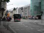 Ein Bus der RMV in Trier. Der Bus fhrt die Linie 204 zur  Porta Nigra  und steht zur Zeit an der Ampel.           Trier, 18.05.07