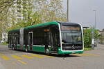 Mercedes eCitaro 7108, auf der Linie 36, fährt am 08.04.2024 zur Haltestelle Kannenfeldplatz.