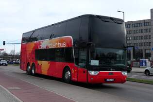 Van Hool TX25 astromega 'urb-unser roter bus Gmbh, Berlin,  im Mrz 2024.