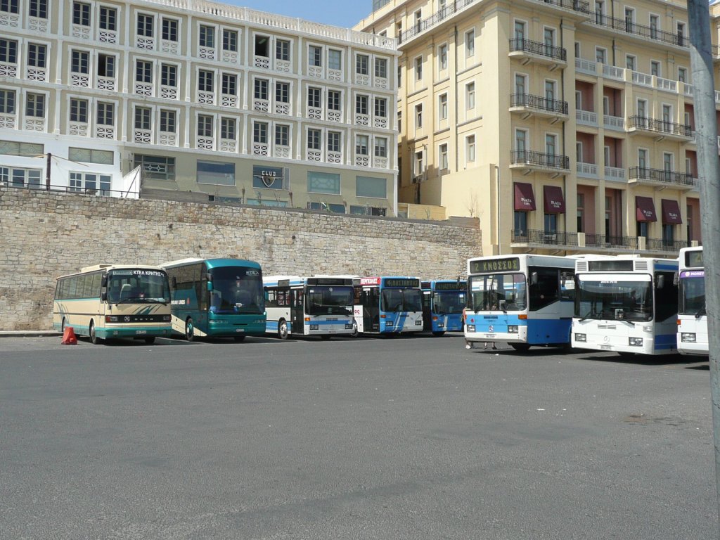 10.05.2011,Busbahnhof Iraklio/Kreta.