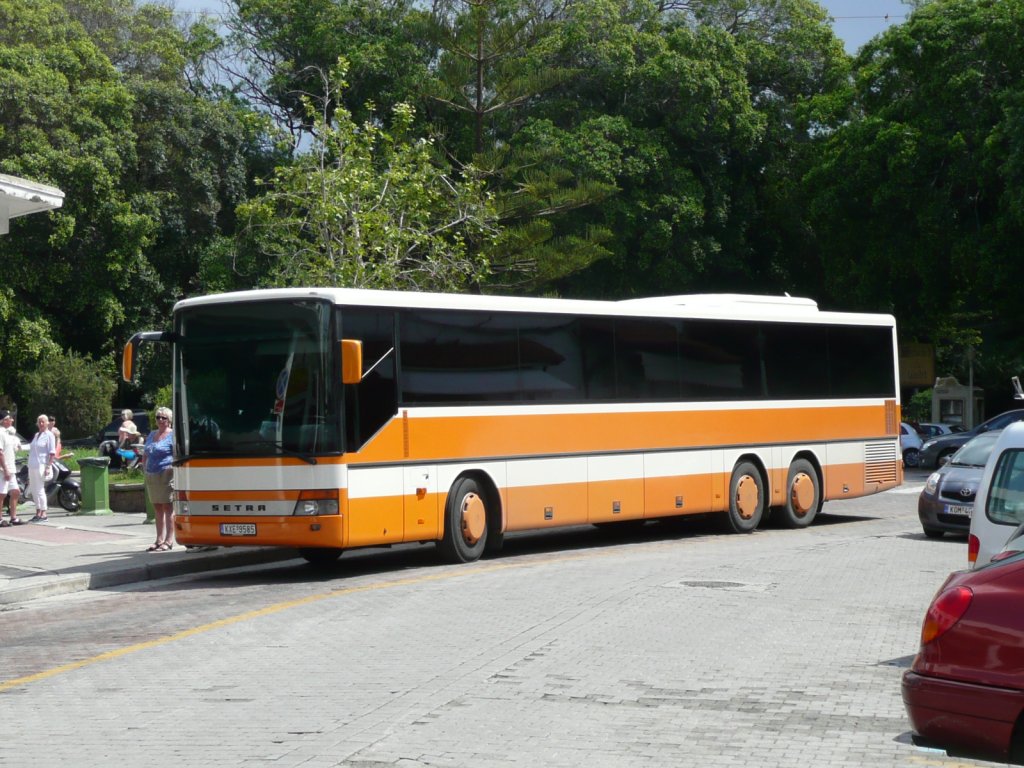 13.05.13,SETRA in Rhodos-Stadt/Griechenland.