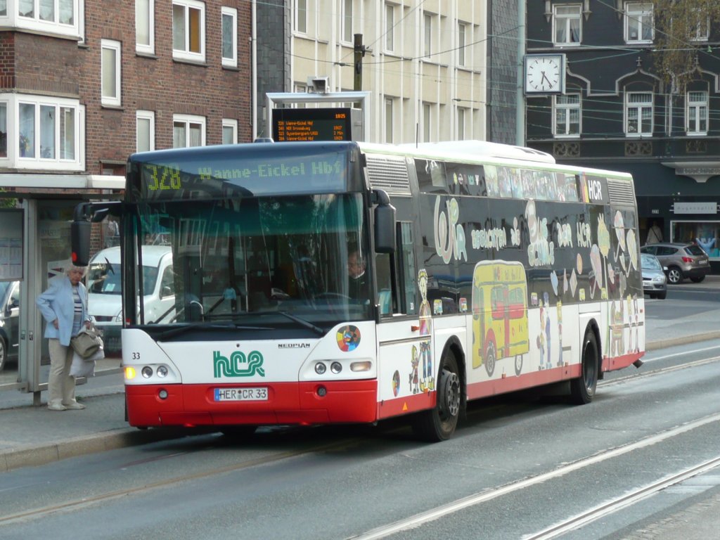 21.04.10,NEOPLAN der HCR Nr.33 in Wanne-Eickel.