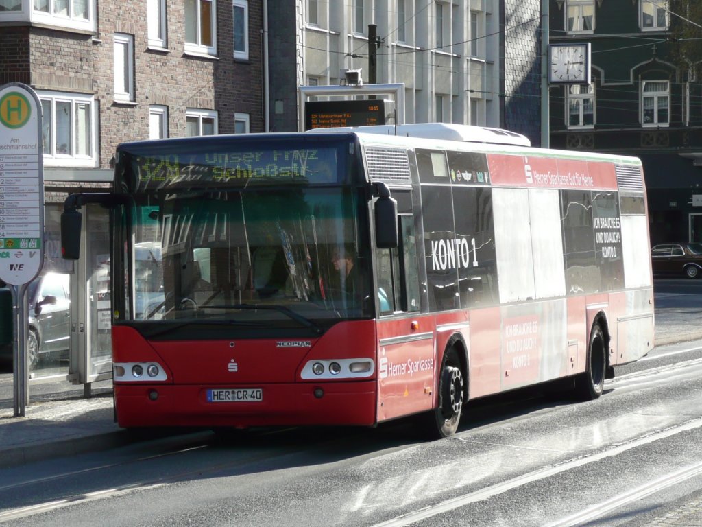 21.04.10,NEOPLAN der HCR Nr.40 in Wanne-Eickel.