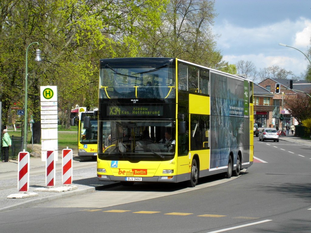  MAN Lion's City DD (Doppelstock) auf der Linie X34 nach Kladow Kaserne Hottengrund an der Haltestelle Alt-Kladow.(28.4.2013)