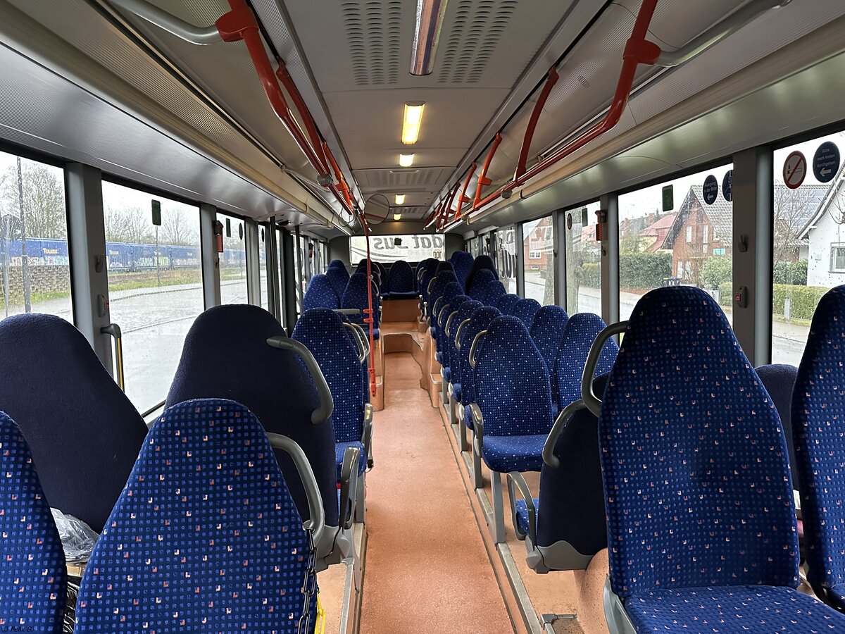 Der Fahrgastraum eines Setra 415 NF der MVVG in Plau am See am 14.04.2023