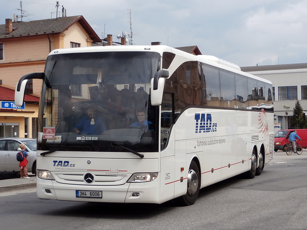 Dreiachsel Tourismo in Tbor. (28.6.2013)