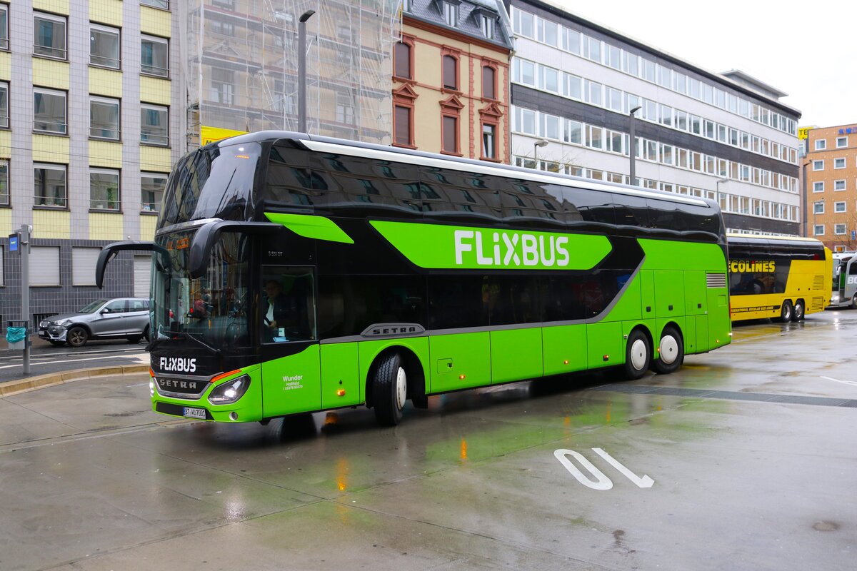 Flixbus Setra 5000er am 07.12.24 in Frankfurt am Main Hbf