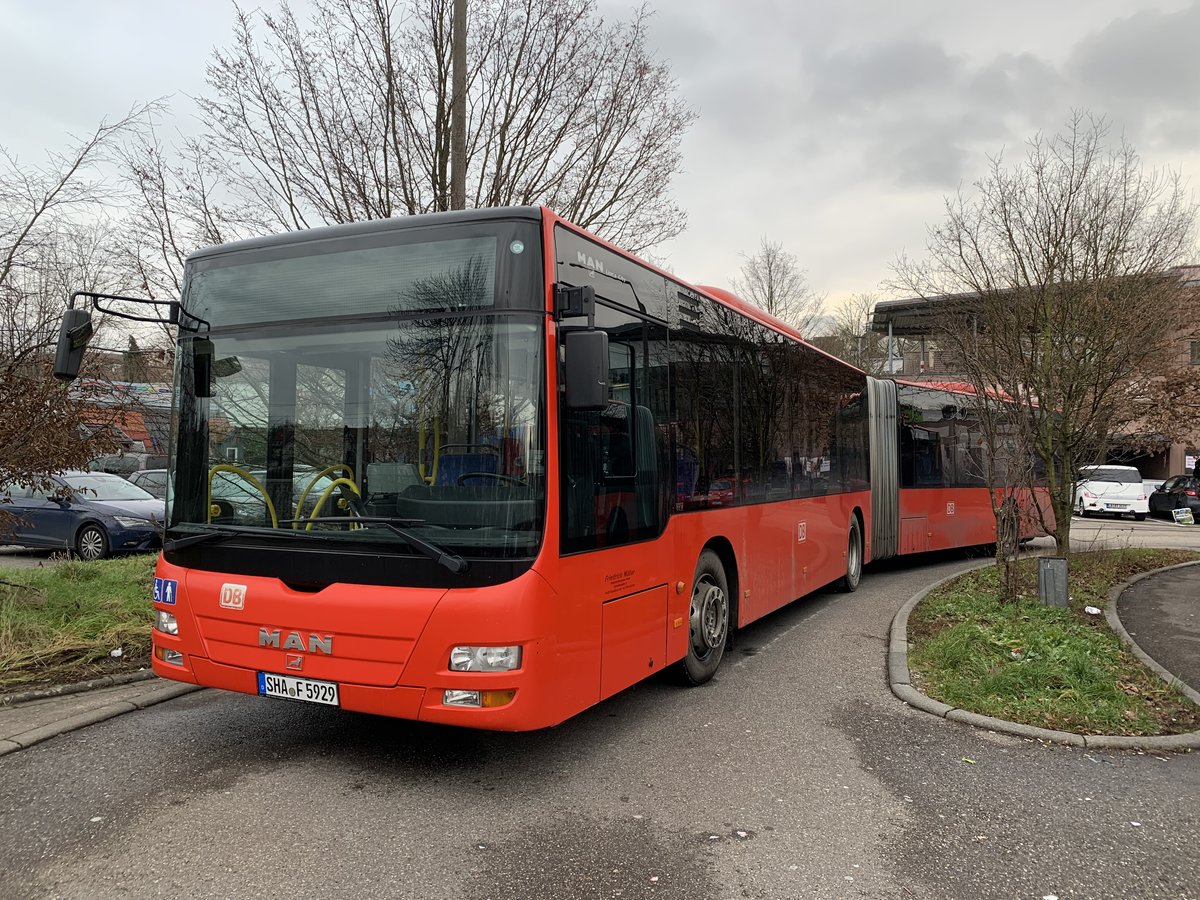 FMO 5929 (Baujahr 2011) am 4.1.2020  in Marbach am Neckar, Bahnhof.
Der Bus lief von 2011 bis 2019 unter KA-SB 281 bei Südwestbus und kam dann zu FMO nach Marbach.