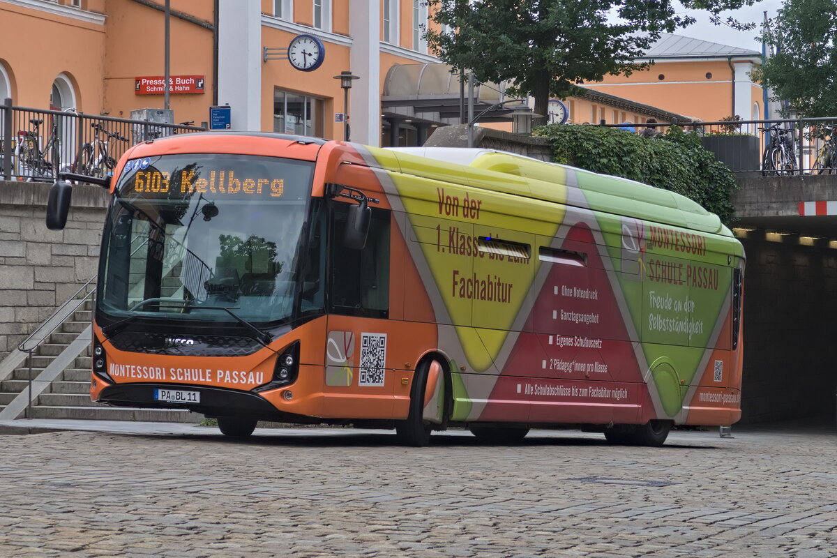 Iveco GX LINIUM (PA-BL11) als Linie 6103 in Passau Hbf. Aufgenommen 11.6.2024.