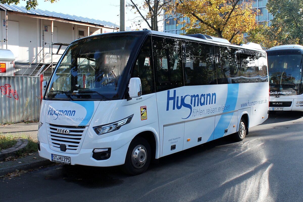 IVECO Probus Rapido von Husmann Reisen. Berlin im Oktober 2023.