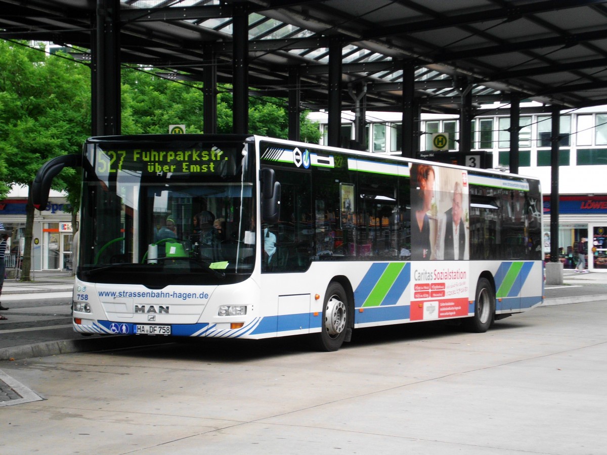  MAN Niederflurbus 3. Generation (Lions City) auf der Linie 527 nach Hagen Fuhrparkstrae am Hauptbahnhof Hagen.(10.8.2013) 