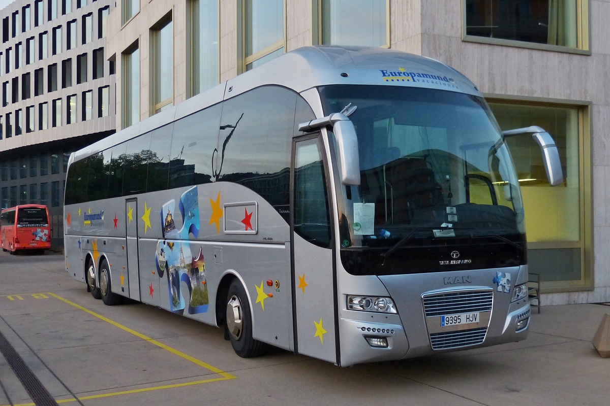  MAN Tata Hispano Xerus 24280 stand am 06.06.2015 auf einem Parkplatz in Zürich.