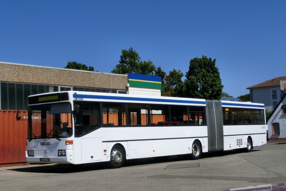 Mercedes Benz 0 405 G von Trischan Reisen am 26.08.2016 in Landau/Pfalz