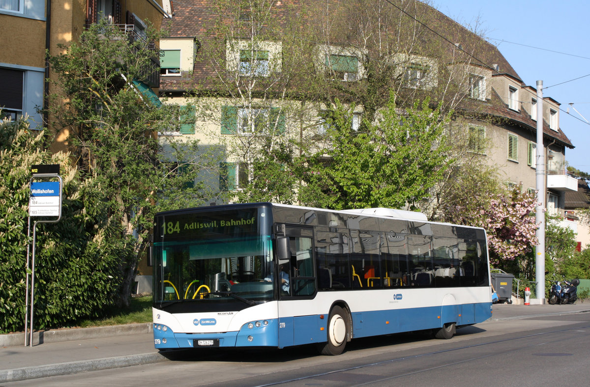 Neoplan 279 in Zürich Wollishofen am 17.04.2011.