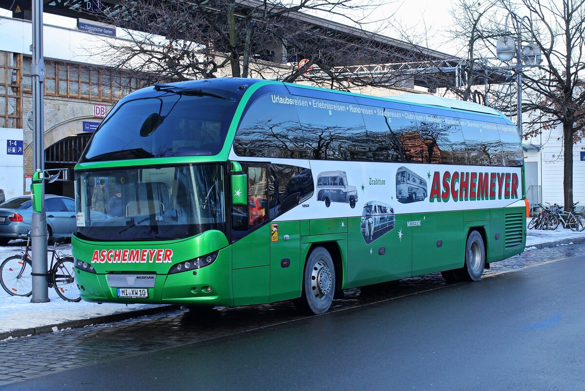 Neoplan Cityliner , Reisedienst E.D. Aschemeyer Omnibusbetrieb. Berlin im Januar 2024.