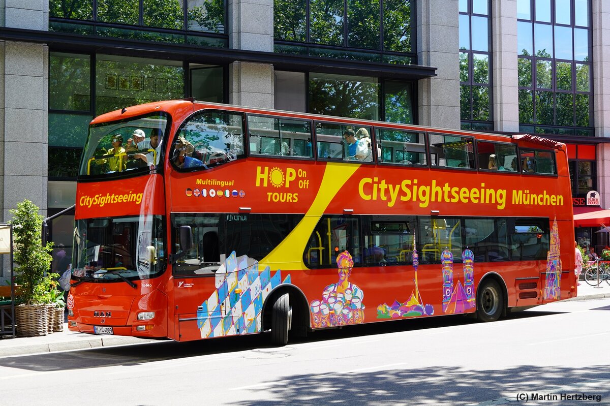 Unvi Urbis DD MAN  CitySightseeing München , Juli 2024