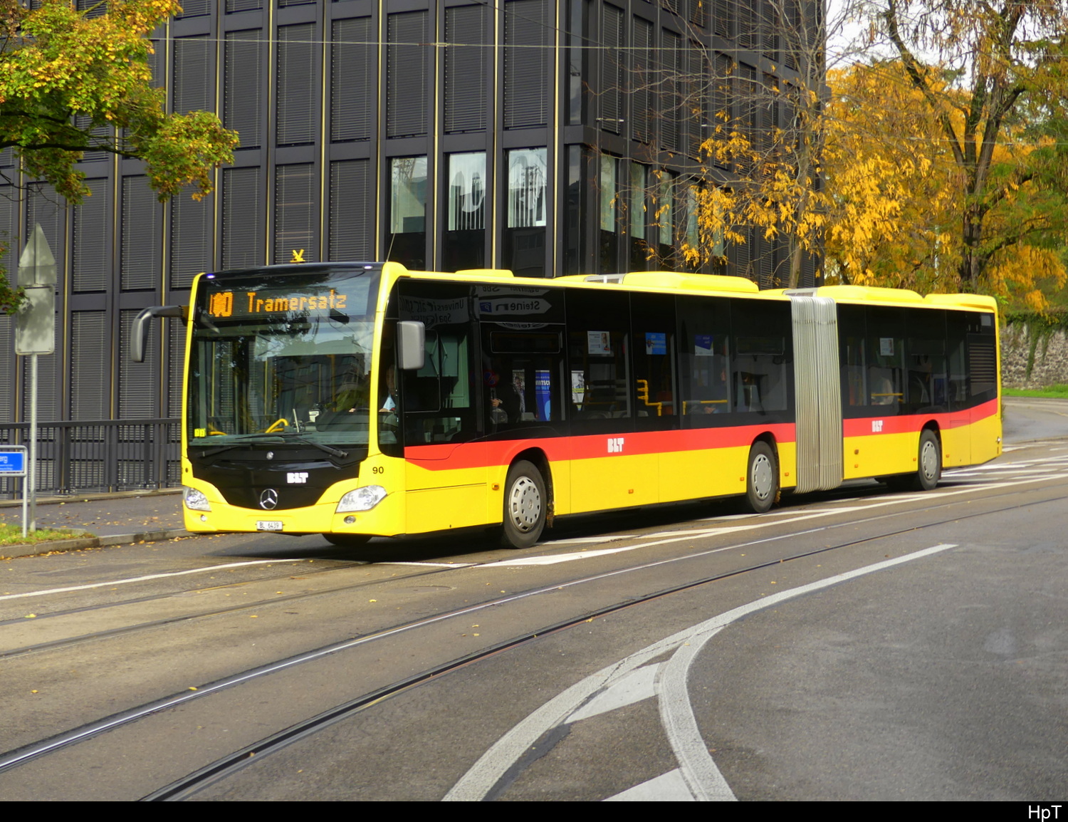 BLT - Mercedes Citaro Nr.90  BL 6439 unterwegs als BLT Tramersatz in Basel am 2024.10.13