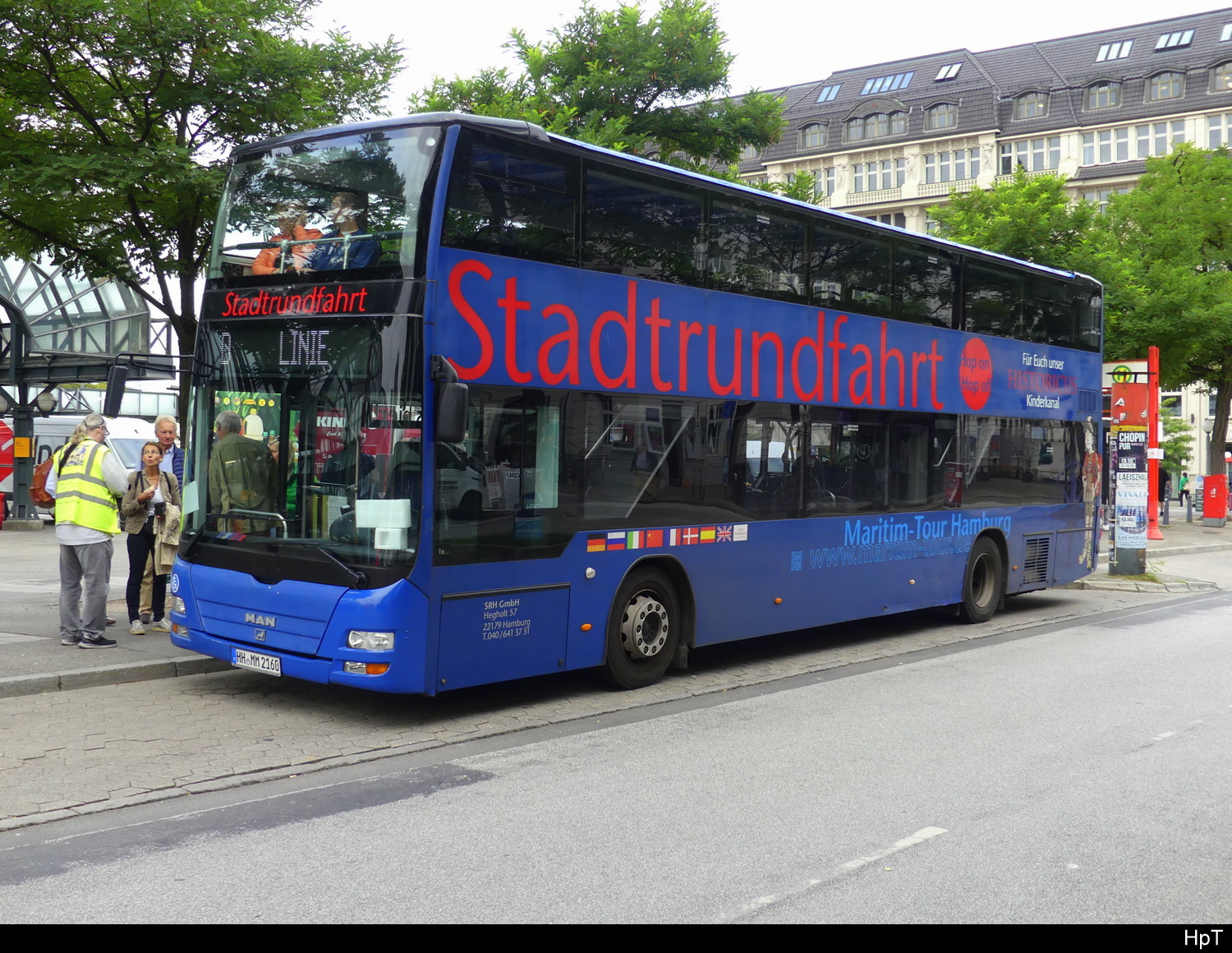 Hamburg Stadtrundfahrt - Doppelstock Bus MAN HH.MM 2160 unterwegs in der Stadt Hamburg am 2024.09.17