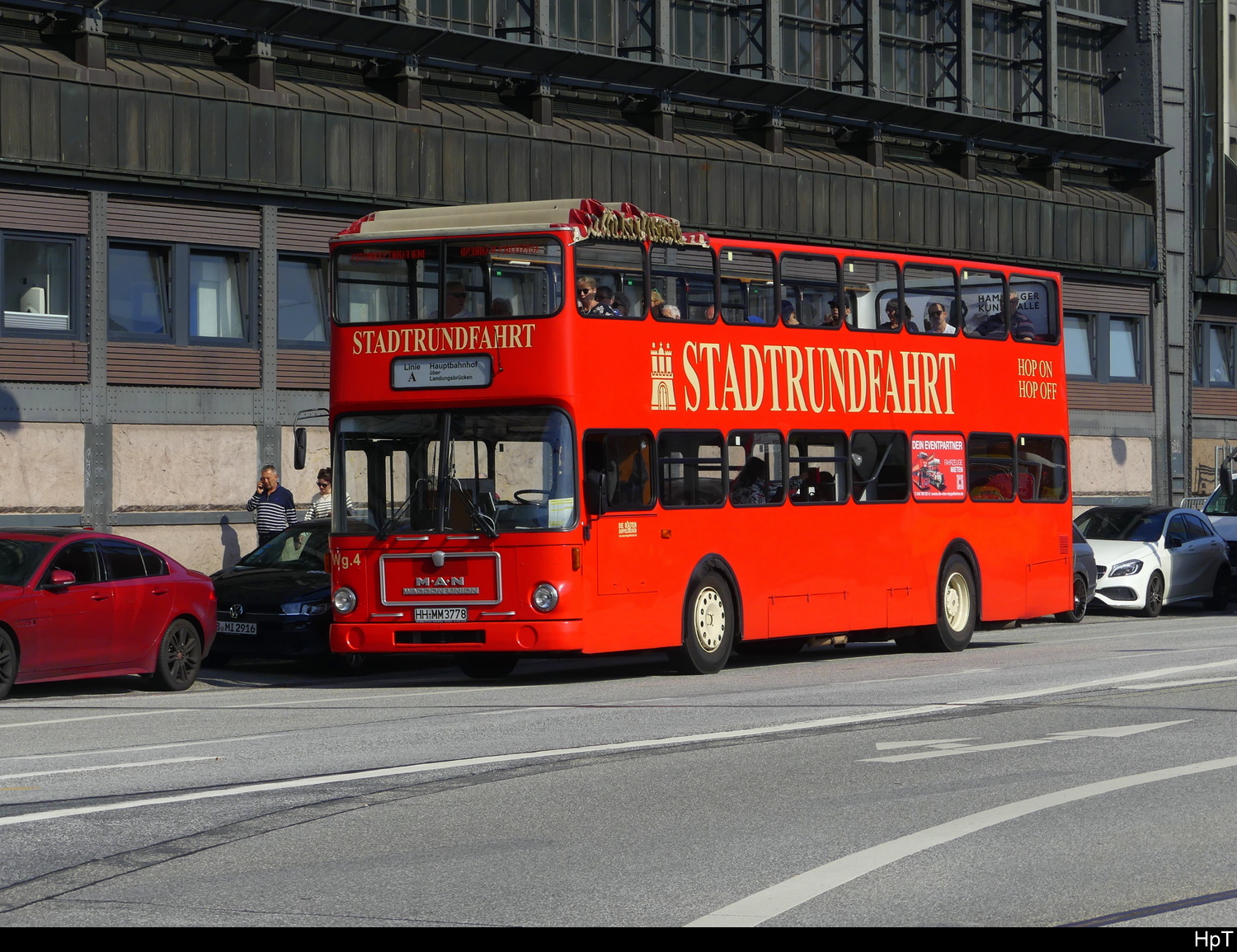 Hamburg Stadtrundfahrt - Doppelstock Bus MAN HH.MM 3778 unterwegs in der Stadt Hamburg am 2024.09.17