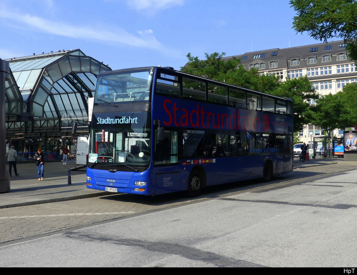 Hamburg Stadtrundfahrt - Doppelstock Bus MAN HH.MM 5495 unterwegs in der Stadt Hamburg am 2024.09.17