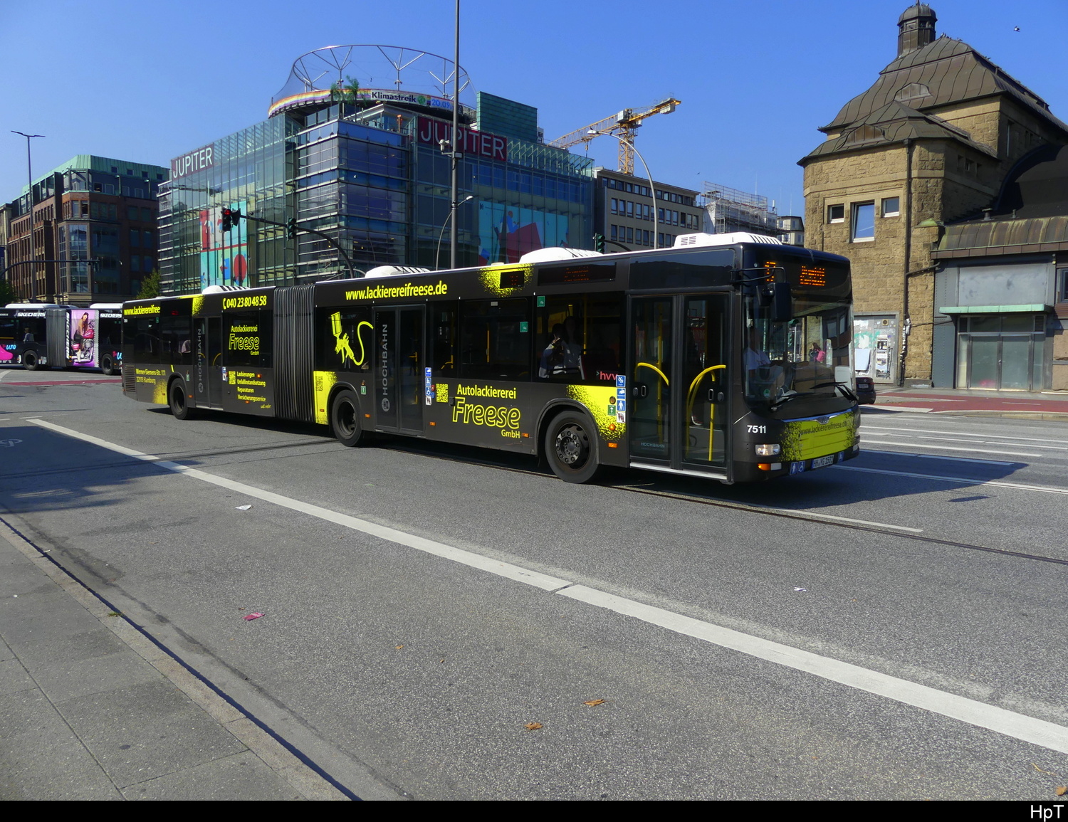 Hamburg VHH-hvv - Man Lion`s City  Nr.7511  HH.YG 1531 mit Werbung unterwegs auf der Linie 17 in Hamburg am 2024.09.17