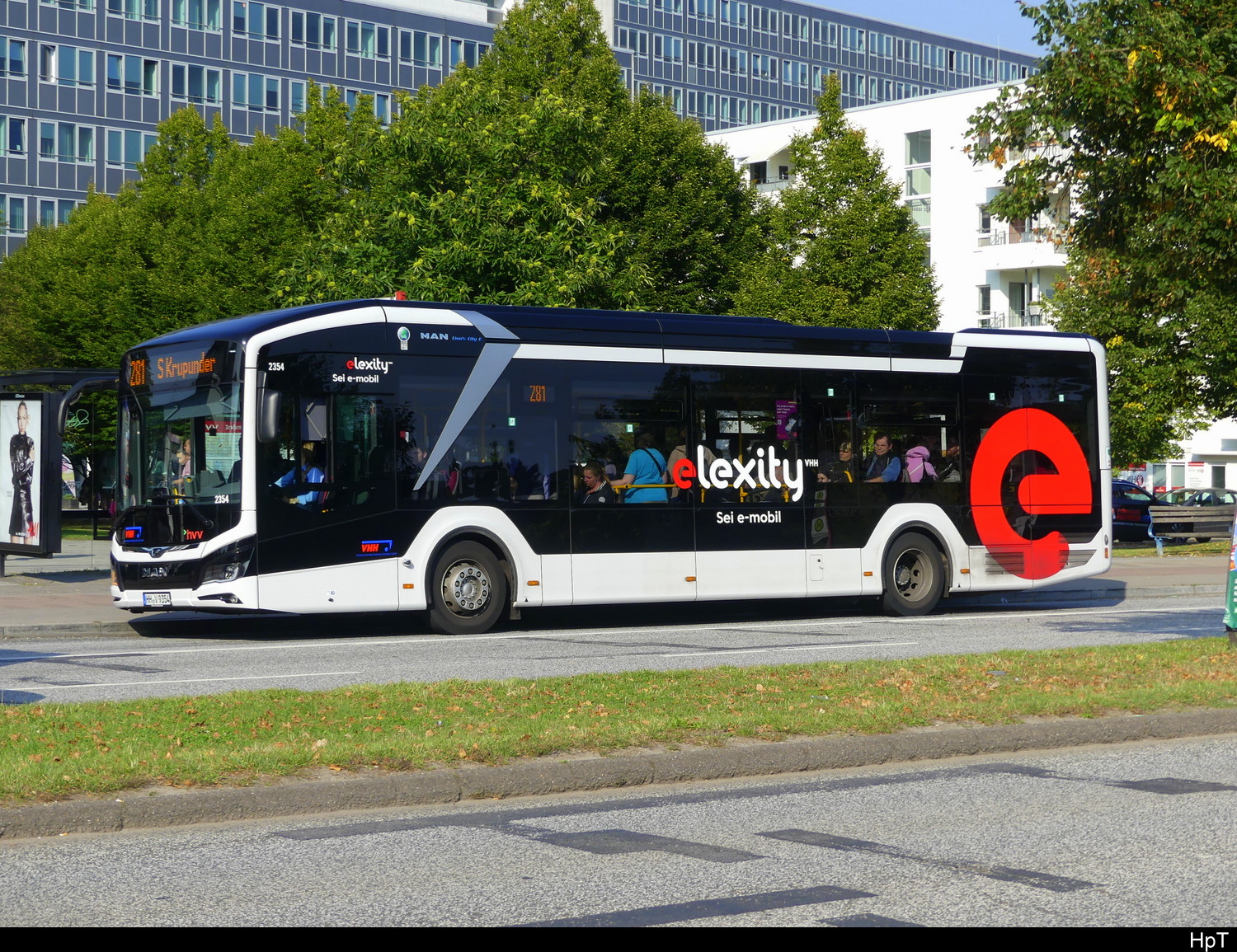 Hamburg VHH-hvv - Man Lion`s City e Nr.2354  HH.V 9354 unterwegs auf der Linie 281 in der Stadt Hamburg am 2024.09.17