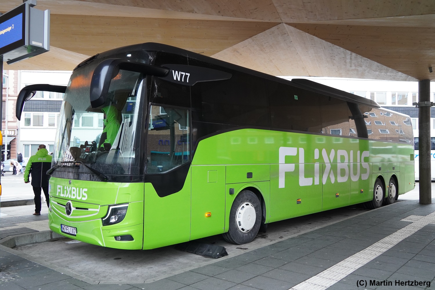 Mercedes Tourismo L  Flixbus , Frankfurt Januar 2025