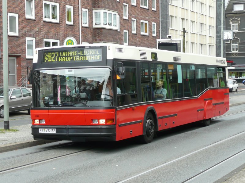 01.09.08,Neoplan der Vestischen Nr.2261 in Wanne-Eickel.