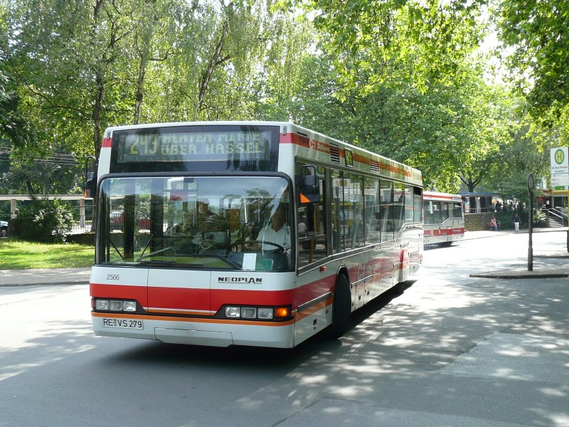 02.07.08,NEOPLAN,VESTISCHE Nr.2566,Ge-Buer Rathaus.