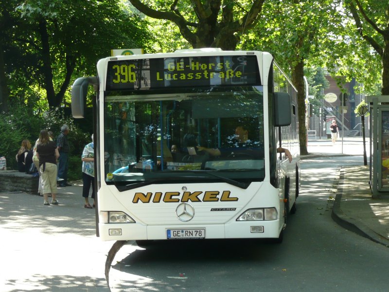 02.07.08,privater MB-CITARO im Liniendienst,Ge-Buer Rathaus.