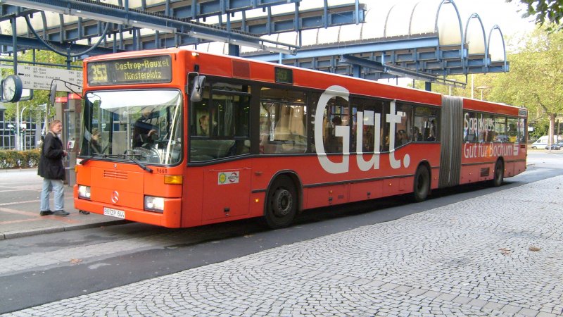 02.10.08,MB der BOGESTRA Nr.9668,Bochum Hbf.