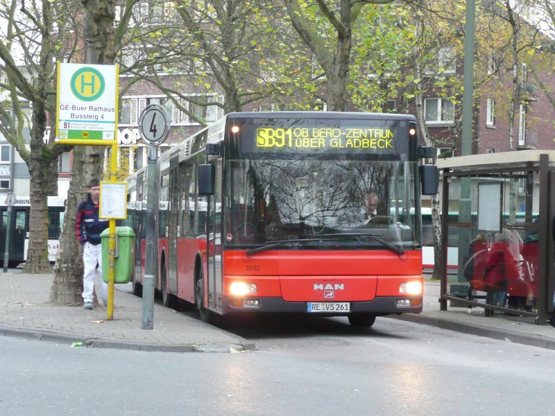 13.11.08,MAN der VESTISCHEN Nr.2632 in Ge-Buer.