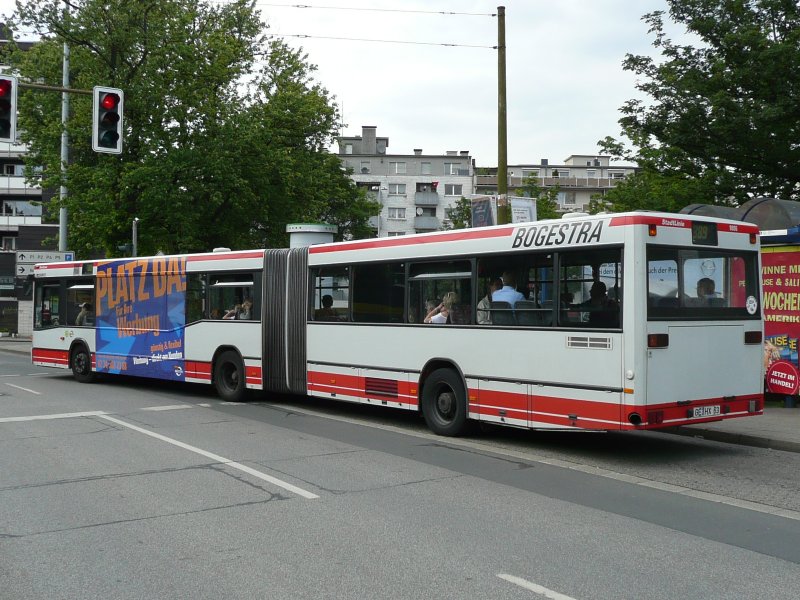 18.06.08,MB der BOGESTRA Nr.9866 in Wattenscheid.