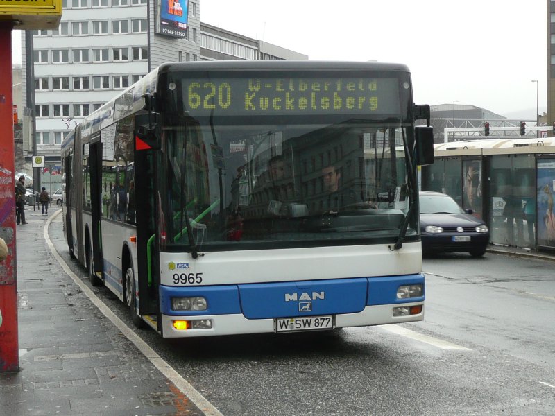 23.01.09,MAN der WSW Nr.9965,Wuppertal Hbf.