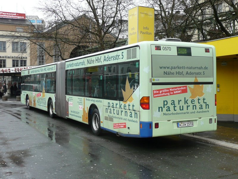 23.01.09,MB-Citaro der WSW Nr.0570,Wuppertal Hbf.