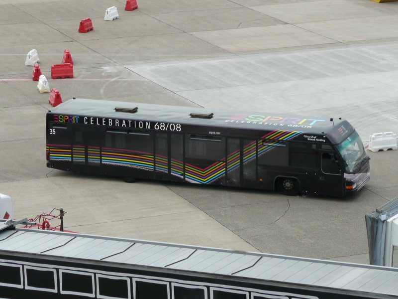 24.08.08,Flughafen Dsseldorf,Bus Nr.35.