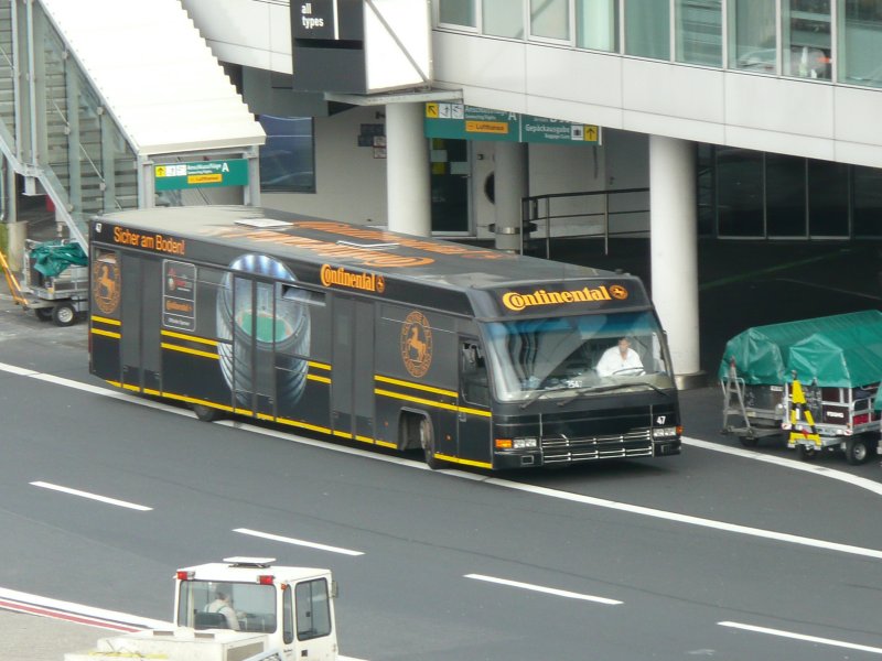 24.08.08,Flughafen Dsseldorf,Bus Nr.47.