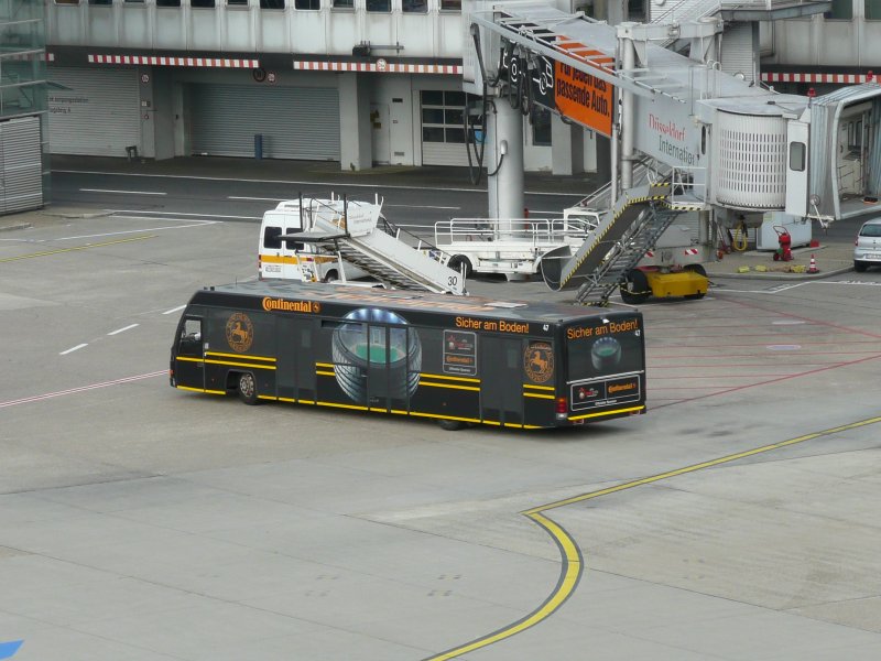 24.08.08,Flughafen Dsseldorf,Bus Nr.47.