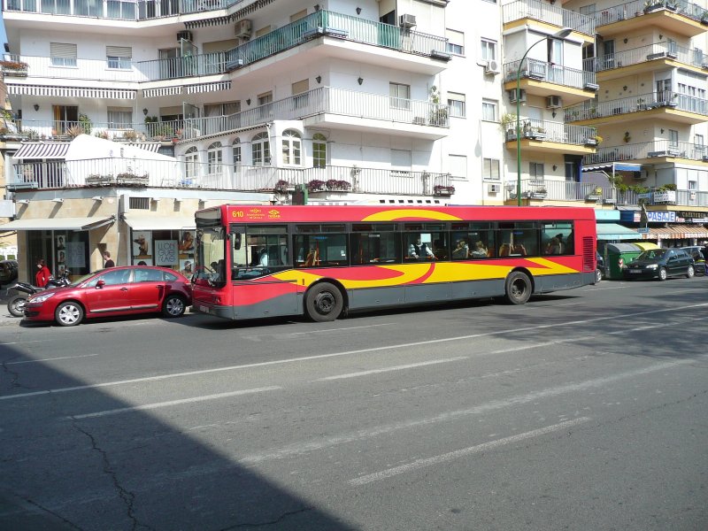 25.02.09,lterer Renault in Sevilla.