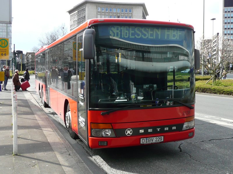 31.03.08,SETRA der BVR,Busbahnhof Essen Hbf.