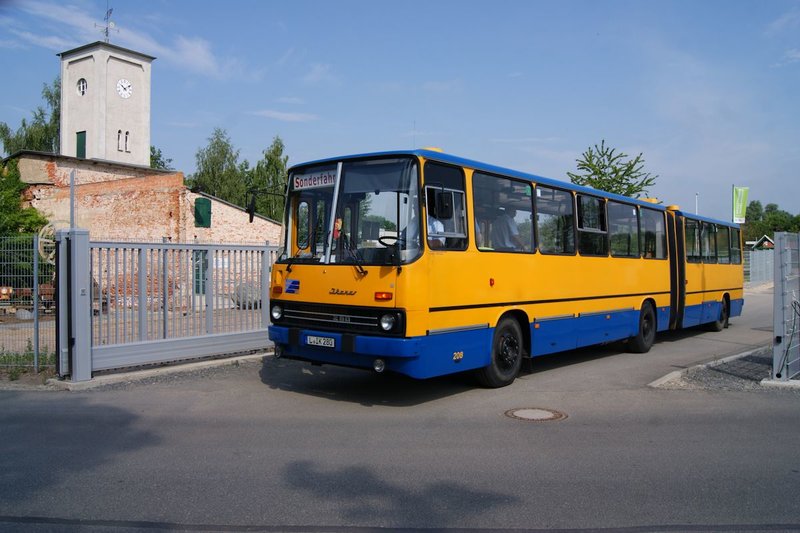 Leipzig 2017 – Ikarus Z80 bus at the Straßenbahnmuseum