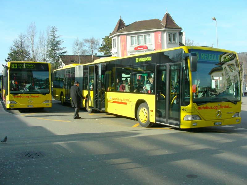 Citaro-Doppelpack am Bahnhof Liestal.