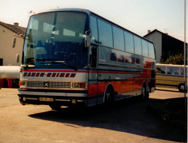 Eine Raritat Aus Dem Archiv Der Setra S 215 Hds Wurde Nur Von 1980 Bis 1983 Gebaut Bus Bild De