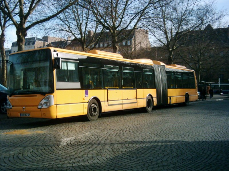 Irisbus Citélis 18, Wagen 74001 (Courriers Mosellans - Moselaner Postbus) in Metz (F) am 21.11.2006