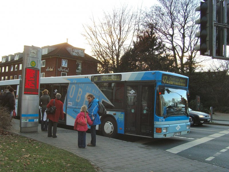 MAN-Gelenkbus in Mnster, Dezember 2007