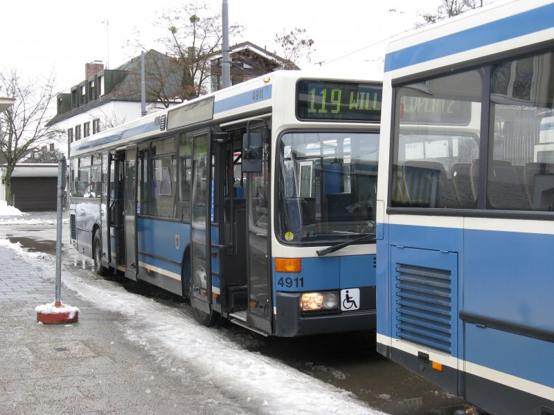 O405N(49xx) aufm 19er SEV,Willibaldplatz,24.02.09