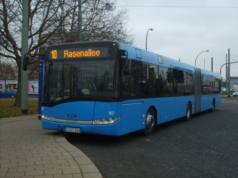 Solaris Schubgelenkbus,Kassel,Platz der Einheit